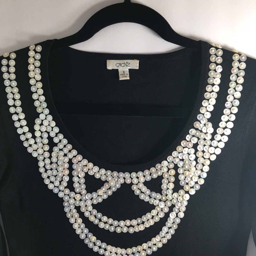 Cache Silk Knit with Mother of Pearl Detail